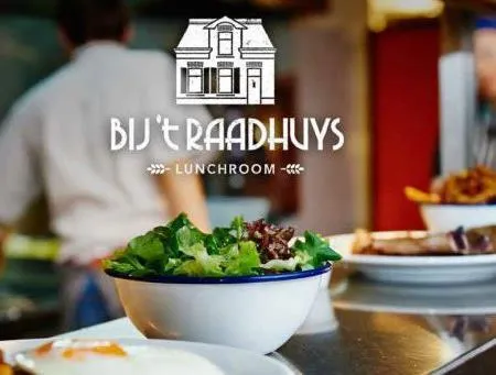 Bij 't Raadhuys