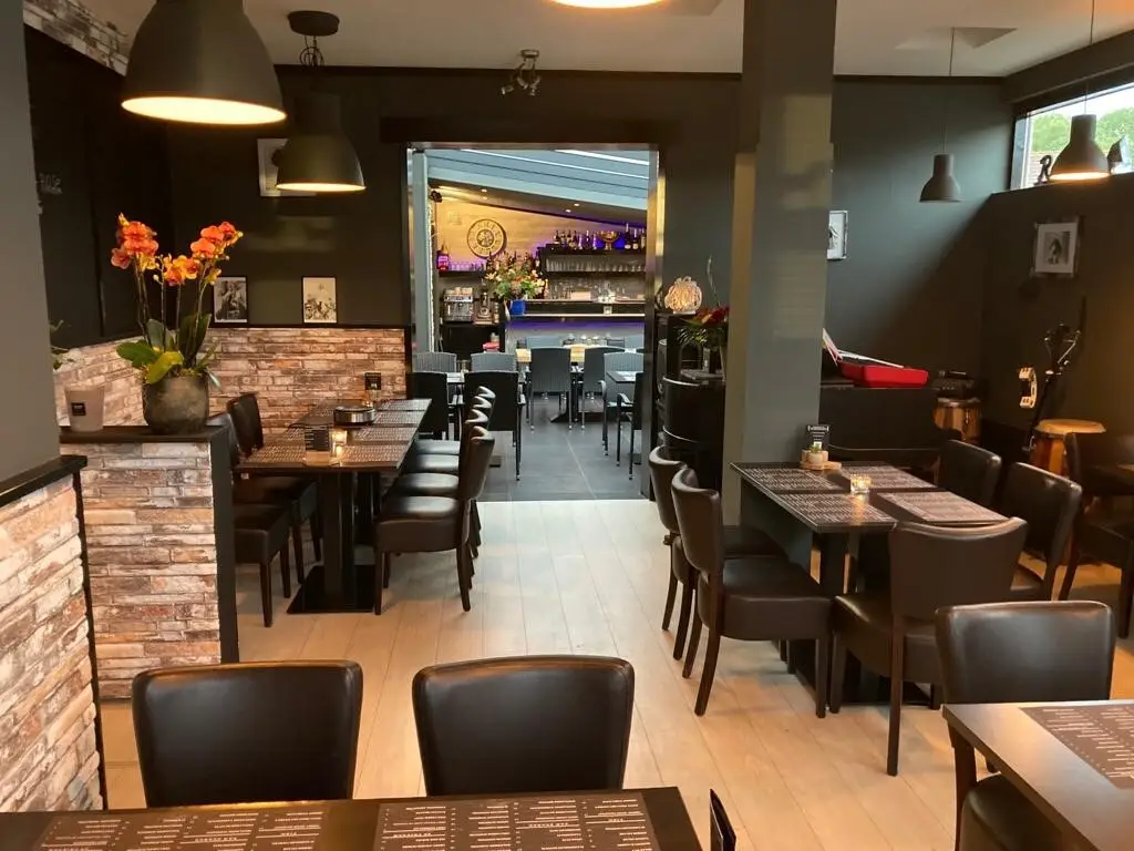 Bistro 29