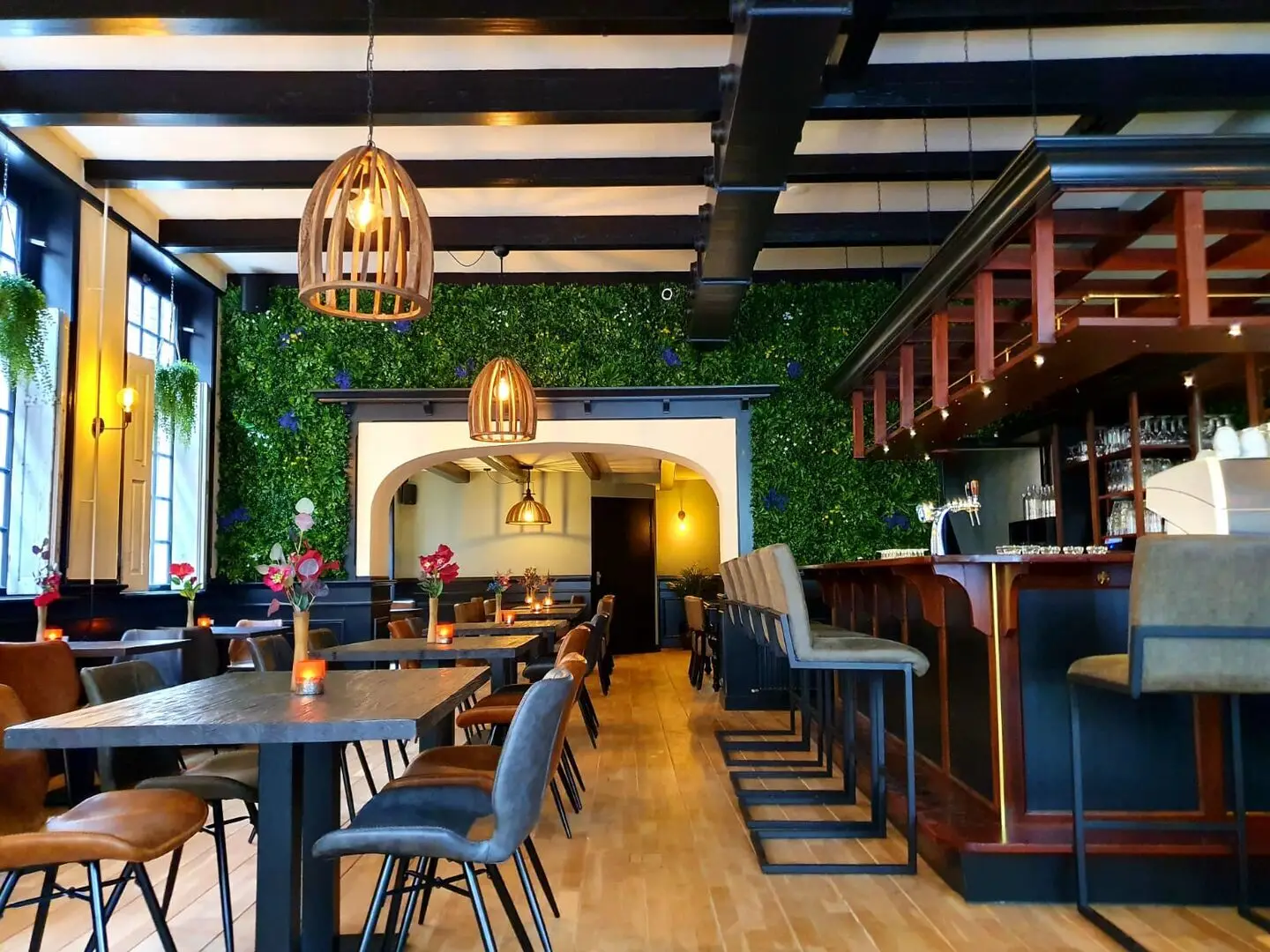 Lava Bar&Kitchen