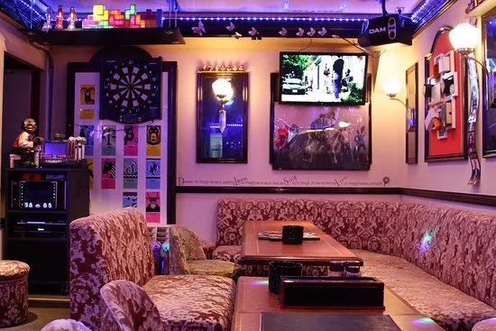HighFive Restobar