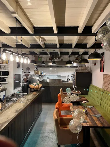 Lela Restaurant