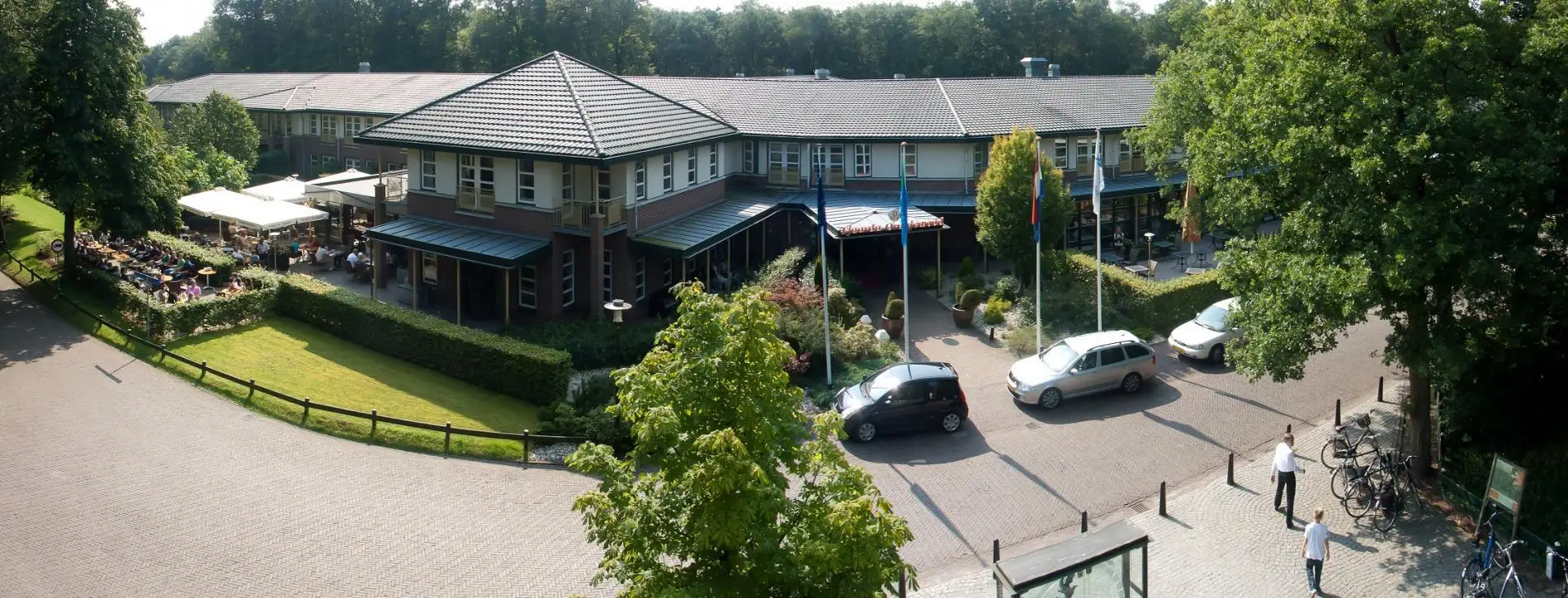 Parkhotel Tjaarda