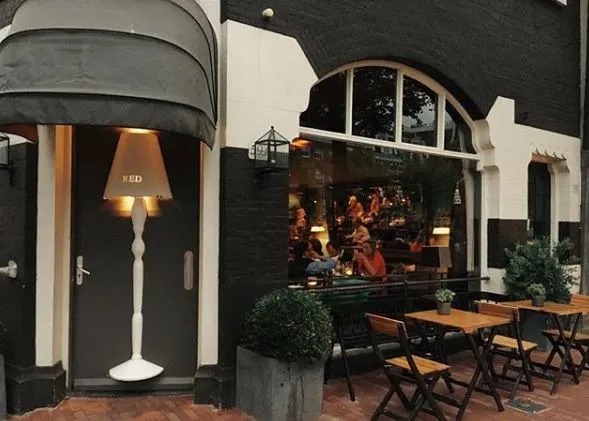 Restaurant Red