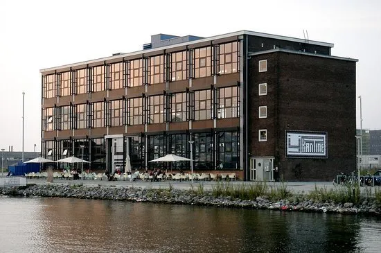 De IJ-kantine