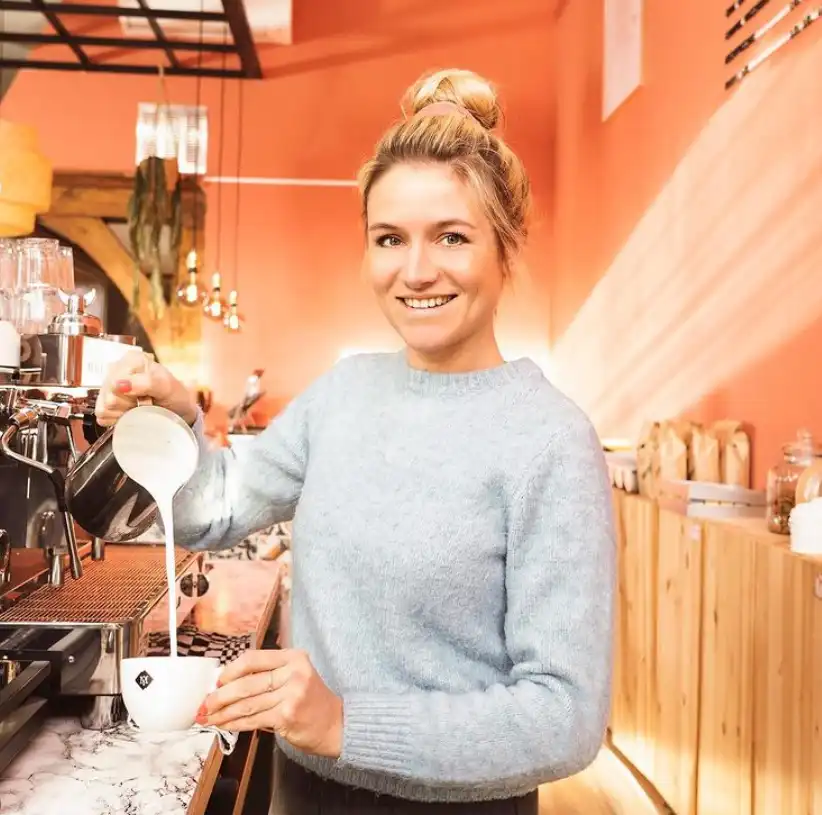 Lisa & Wilhelmina Oss