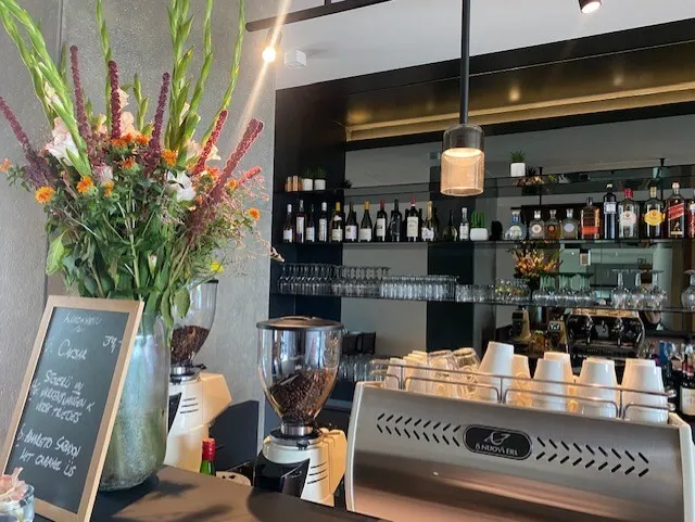 Le Petit Deli